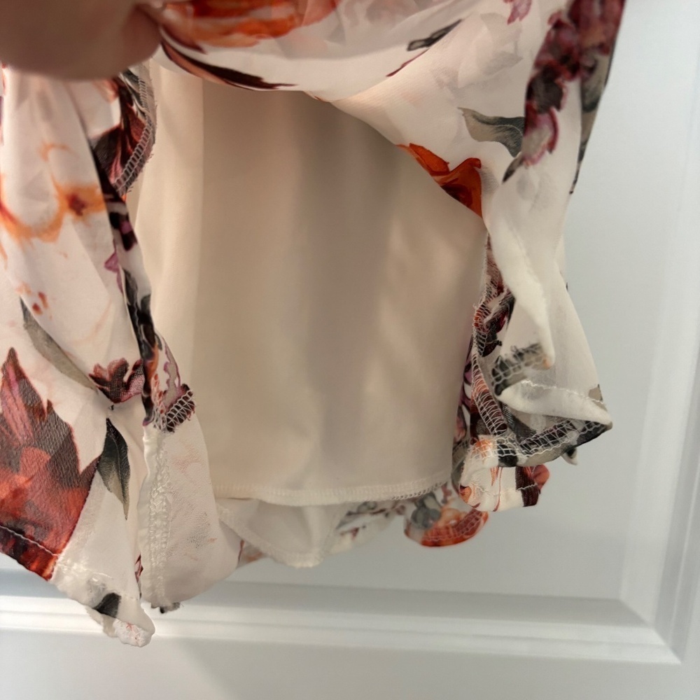 Red Dolly White Floral Wrap Style Romper - Picture 6 of 8